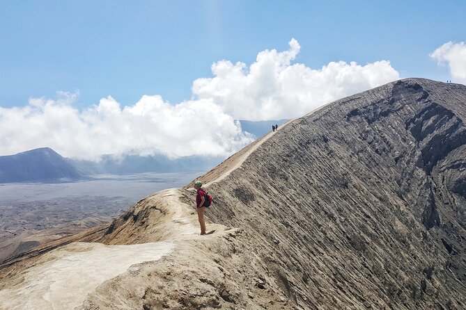 2 Days - Bromo Camping // 14.00 - 13.00 - The midnight wake-up and Bromo’s night sky
