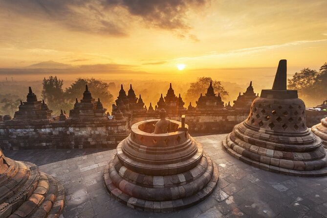 2 days Yogyakarta tour (Borobudur, Prambanan, Jomblang cave, Timang beach) - Merapi by jeep, with a look at the 2010 eruption