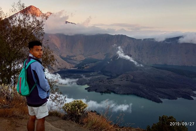 2D1N Senaru Crater Rim Trekking - Day one: from Senaru forest to 2,641 meters