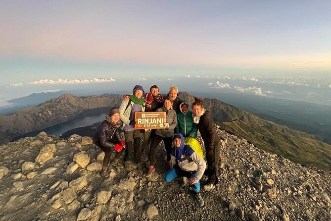 3 Days Mount Rinjani Complete Tour @All In One Price - Four hours back up to Senaru Crater Rim