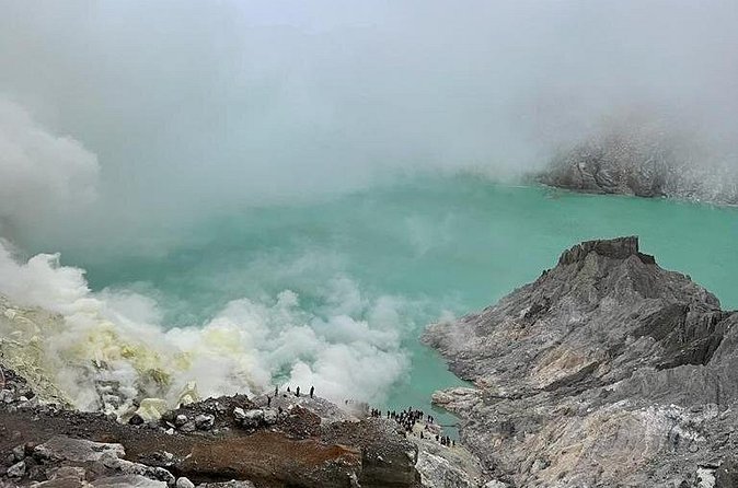 3 Days Private Tour in Bromo and Ijen from Surabaya - What the Package Includes, and What It Does Not