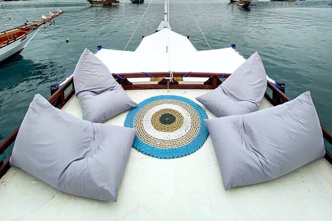 3D/2N Komodo Tour by Private Boat for 10 pax - What the $3,800 private price really buys