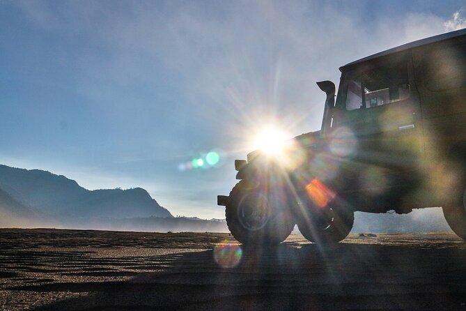5 Days Borobudur Prambanan Tumpaksewu Bromo Ijen to Bali Private - What $625 includes, and what it does not