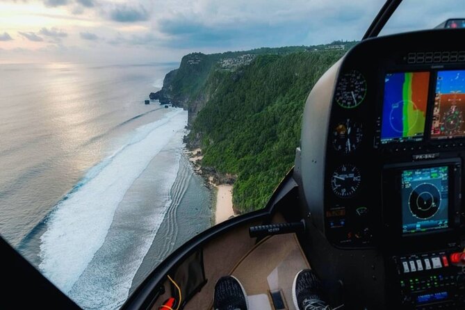 Above the Island of Gods Helicopter Tour - Twenty minutes that move very quickly