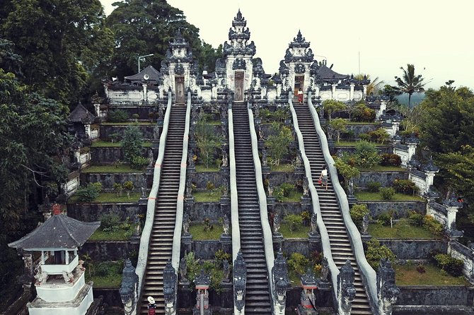 All-Inclusive Lempuyang Temple Gate Of Heaven Tour - Tirta Gangga’s pools, fountains, and royal setting