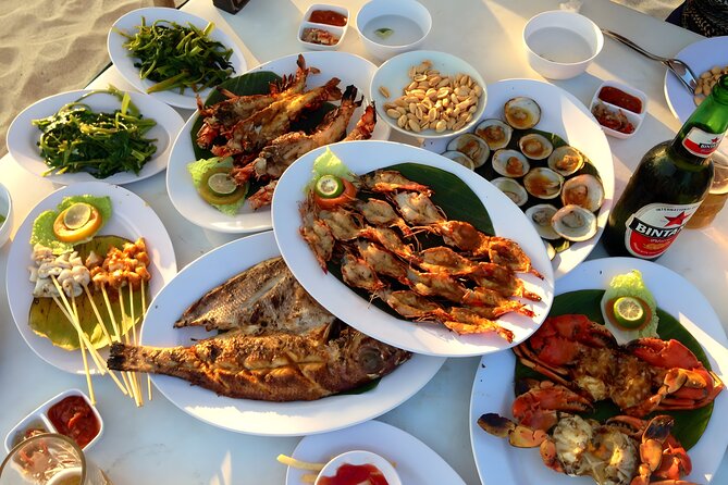 Amazing Tanah Lot and Uluwatu Temple Tour - Jimbaran Beach closes the day with dinner
