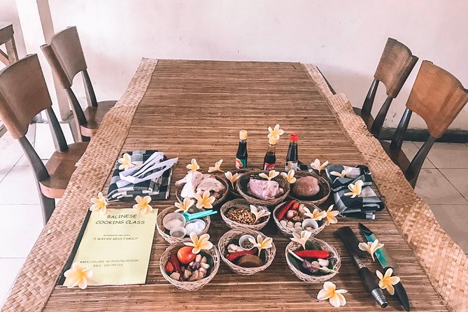 Authentic Balinese Cooking Classes - Rainforest views and a rural setting