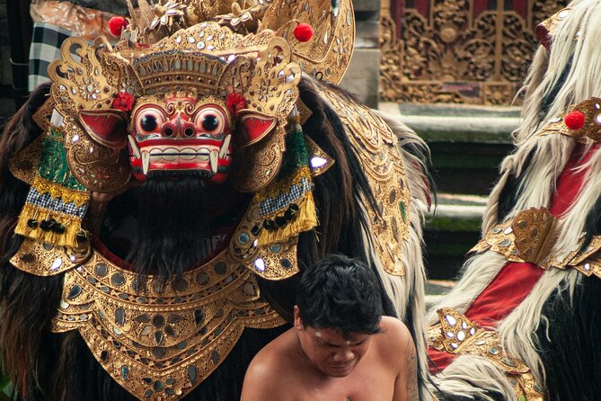 Bali 5 Days and 4 Nights Private Tour - Best and Famous Site - Day 1: Uluwatu Cliffs, Kecak Fire Dance, and Jimbaran Bay