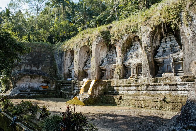 Bali Adventure Tour: Hidden Canyon, Tegenungan Waterfall, Goa Gajah temple - Gunung Kawi Tampaksiring and the temple finish