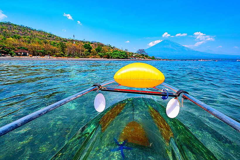 Bali/Amed: Transparent Kayak Experience - A Stand-Up Paddle Option for Solo Visitors