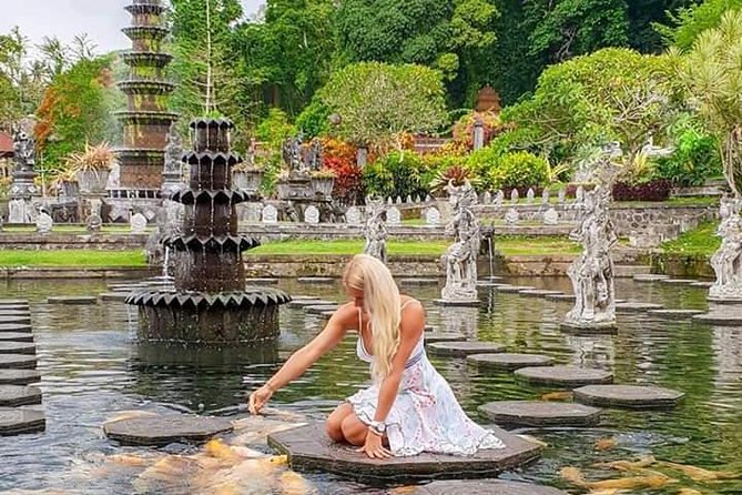 Bali best instagrammable sport tour - A private car makes the long route easier