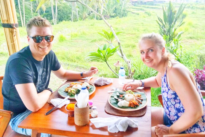 Bali Downhill Natural Cycling Tour & visit Volcano - Guides, drivers, and group size
