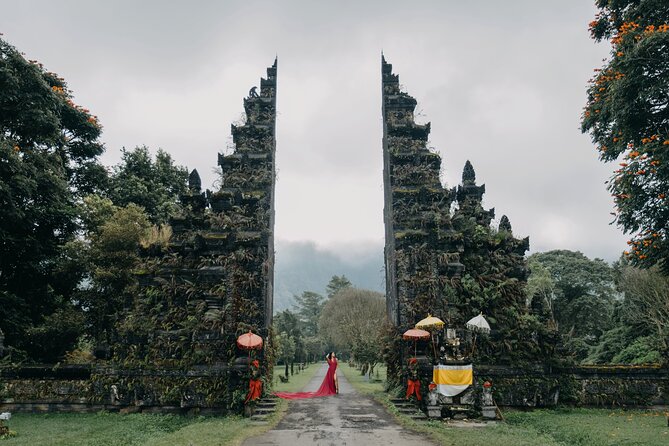 Bali Flying Dress VIP Ubud Photoshoot (Private with Professional Photographer) - The 700-year-old banyan tree