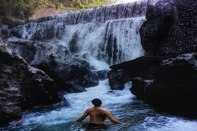 Bali Inclusive Tour: Best Waterfalls Around Ubud Area - Tukad Cepung and its shaft of sunlight