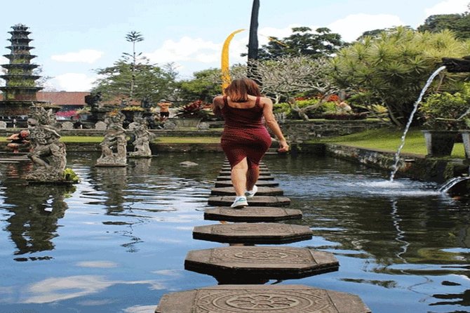 Bali Instagram Tour and Sunrise at gate of heaven - Sunrise at Lempuyang Temple and the Gates of Heaven