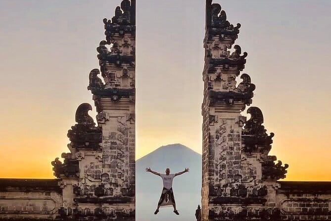 Bali Instagram Tour - DESIGN Your Own Trip - Seven to eight hours on Bali roads