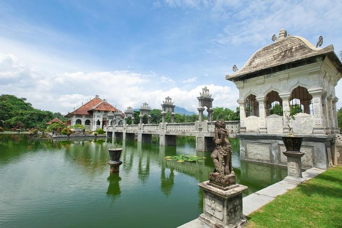 Bali Instagram Tour: Gate of Heaven, Swing and Waterfall Day Tour - Key points at a glance