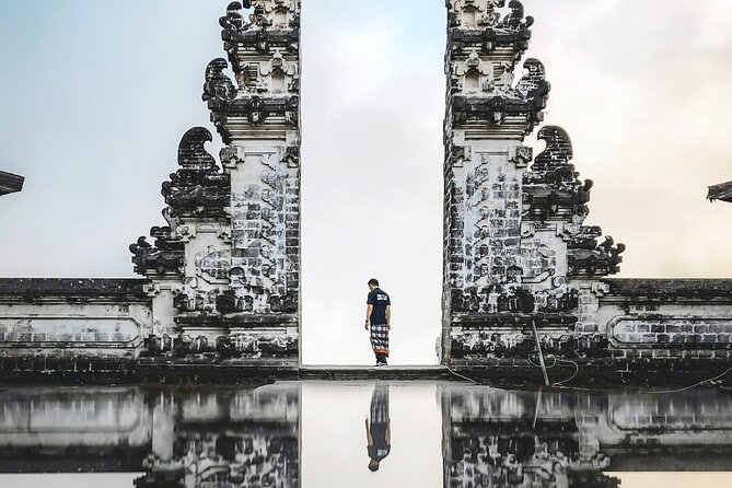 Bali Instagram Tour- Most Scenic Spots in Bali - Lunch at Maha Kencana with Mount Agung in view