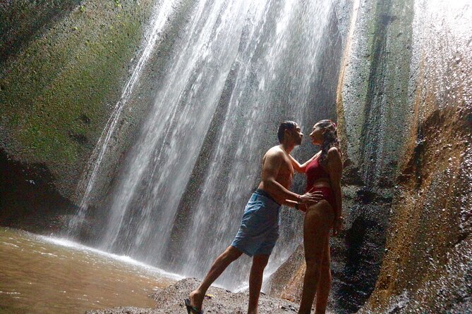Bali Instagram Tour: The Most Popular Spots ( Private All-Inclusive ) - Tukad Cepung Waterfall and the walk into the canyon