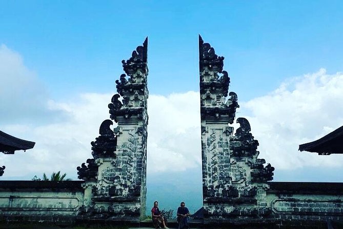 Bali : Instagrams Tour Lempuyang Temple, Tirta Gangga- Tukad Cepung , Tibumana Waterfall - Why the early start matters from Nusa Dua