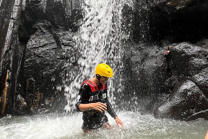 Bali Jungle White Water Rafting Adventure - Lunch, Showers, and the Climb Back Up