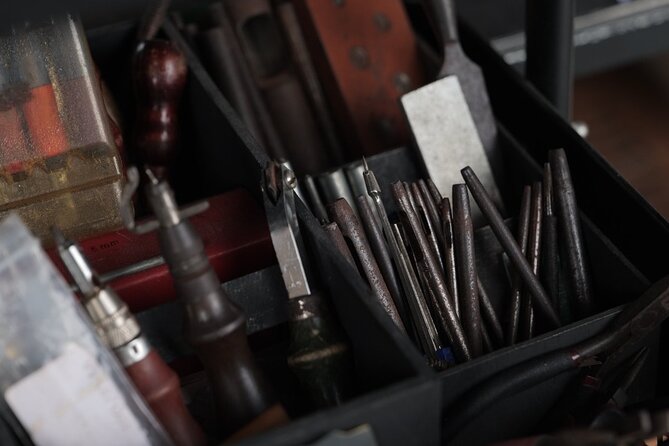 Bali Leather Craft Workshop - 6 hours ( canggu / seminyak) - The rice-field setting and the pace of the day