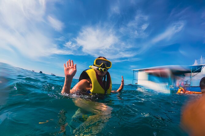 Bali Lembongan Island Beach Club Day Trip - Mushroom Bay and Hai Tide Beach Resort