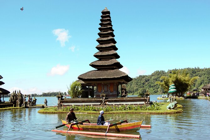 Bali Lovina Dolphin and North Bali Sightseeing - All Inclusive - Who will enjoy this North Bali day
