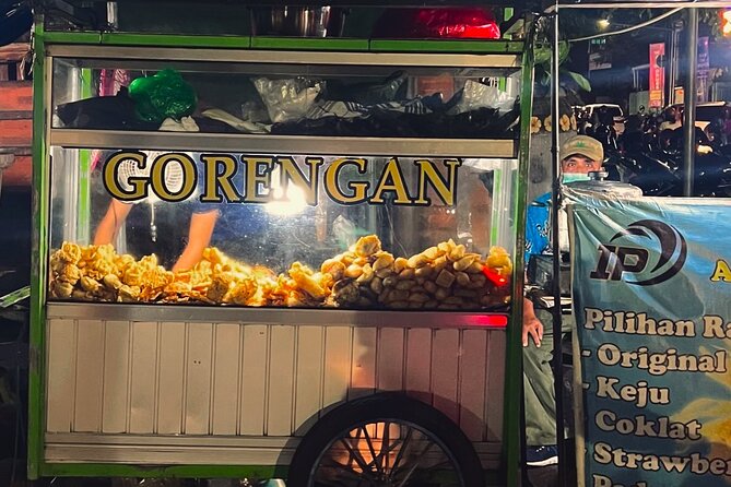 Bali Must-Try Food Tour (Denpasar) - Small group comfort, with one detail to confirm