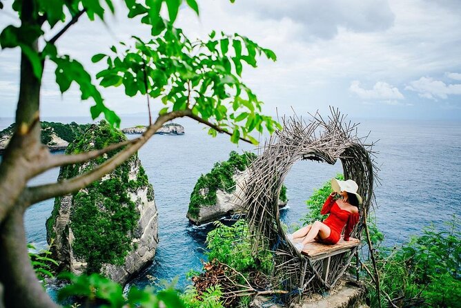 Bali-Nusa Penida. East Part. Private car. All-inclusive - Diamond Beach: the main beach stop