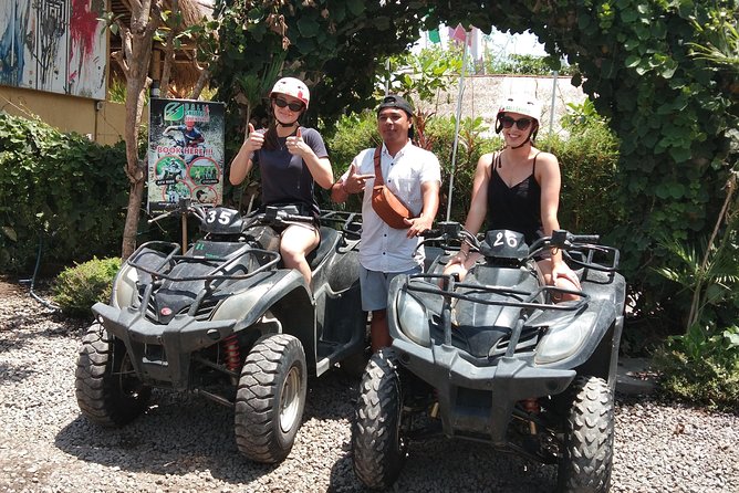 Bali Private Tour Service | Best Bali Driver for your Trip in Bali - Local guidance from Dewa, Chepot, and Edi