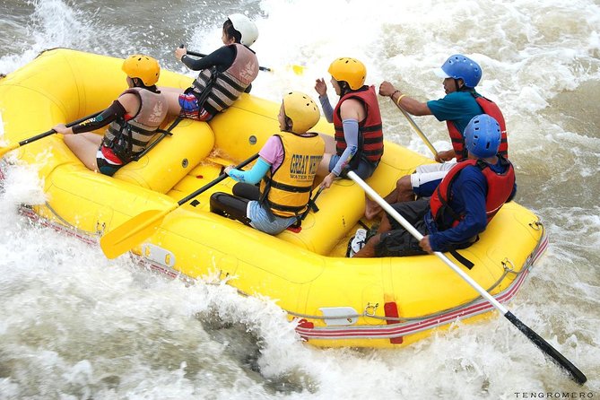 Bali Rafting Ubud with Lunch - The walk to the river changes the pace
