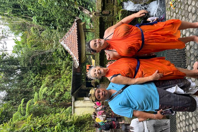 Bali Samanic Healing Purification Natural - Purifying yourself at Mengening Temple