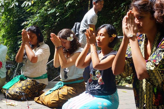 Bali Shaman,Palm Reading,& Spiritual - Who will enjoy this experience most