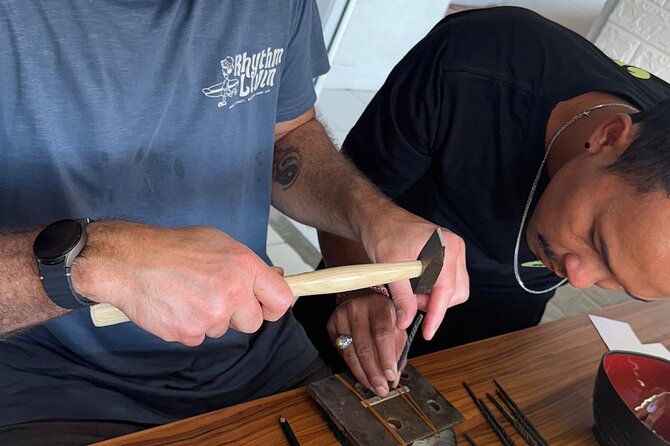 Bali: Silver Jewelry Making Class in Seminyak and Legian - Sanding and polishing bring the piece together