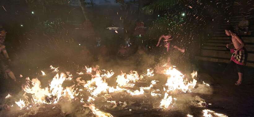 Bali: Tanah Lot Temple Sunset Kecak & Fire Dance Show Ticket - Who will enjoy this evening most?