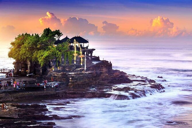 Bali Tour: Tanah Lot, UNESCO Rice Terrace and Water Temple - Four Bali sights in one ambitious day