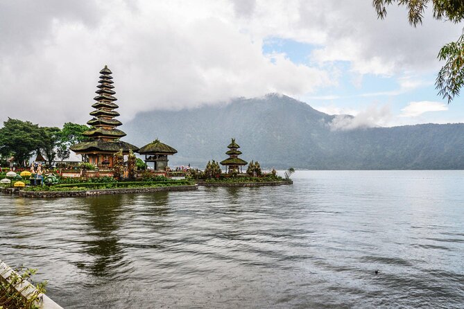 Bali UNESCO Sites: Water Temples and Jatiluwih Rice Terrace Tour - What the private vehicle adds to the day