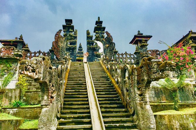 Bali Waterfalls and Temples Tour - Lunch at Lereng Agung with Mount Agung views