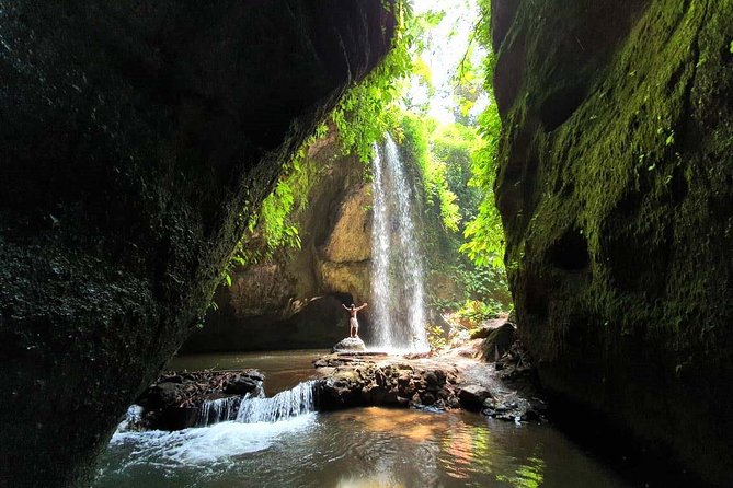 Bali Waterfalls in One Day: Tukad Cepung, 2 Hidden Waterfall, Kanto Lampo - Transport, pace, and what to bring