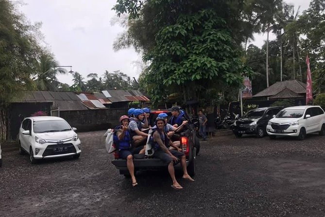 Bali White Water Rafting Ubud Ayung river rafting - Lunch, Showers, and the Useful End of the Trip