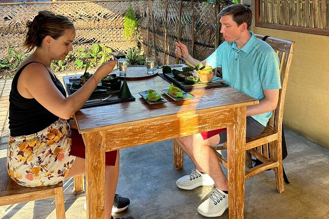 Balinese Authentic Cooking Class in Ubud - The instructors and teaching style