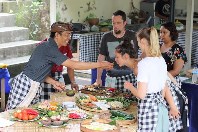 Balinese Cooking Class & Tanah Lot Temple Visit - Private & All-Inclusive - Why the Market Stop Adds More Than Shopping