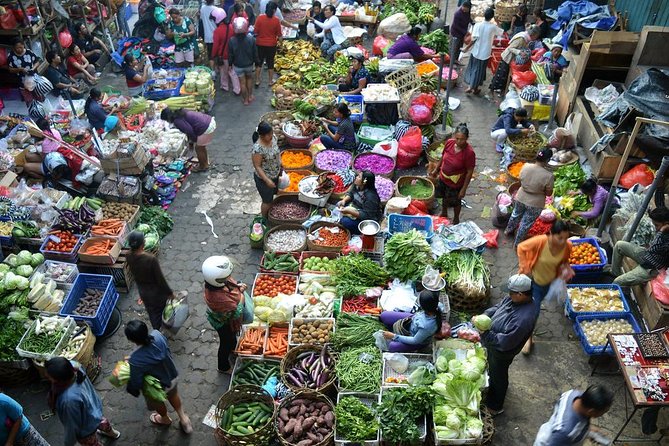 Balinese Cooking class with traditional morning market visit - The morning market: your first taste of Balinese food culture