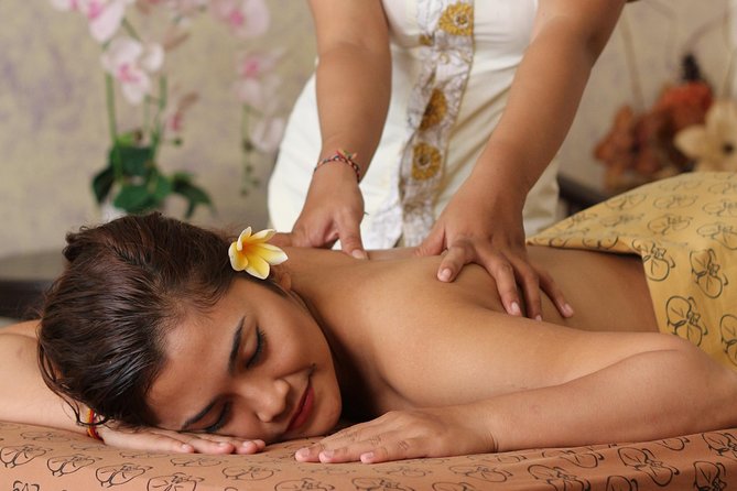 Balinese Traditional Massage and SPA Treatment 2 hours including pick up hotel - The welcome drink and foot wash set the pace
