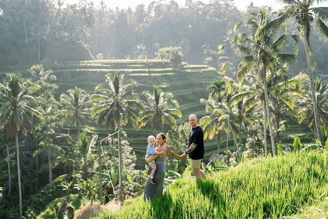 Banyumala Waterfalls with Tanah Lot Sunset Tour - Guides, timing, and the human side of the day