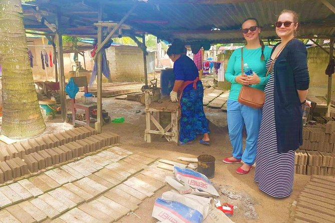 Batam Transport With Female Driver - Dora’s local connection is the special ingredient