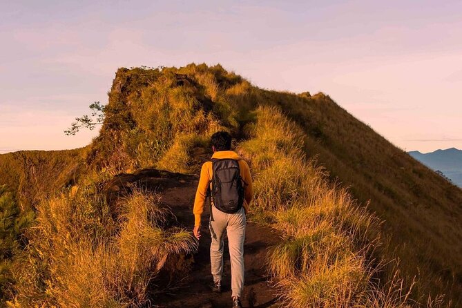 Batur Hike : Mount batur Sunrise Hike & Natural Hotspring - Sunrise, steam, and breakfast at Mount Batur