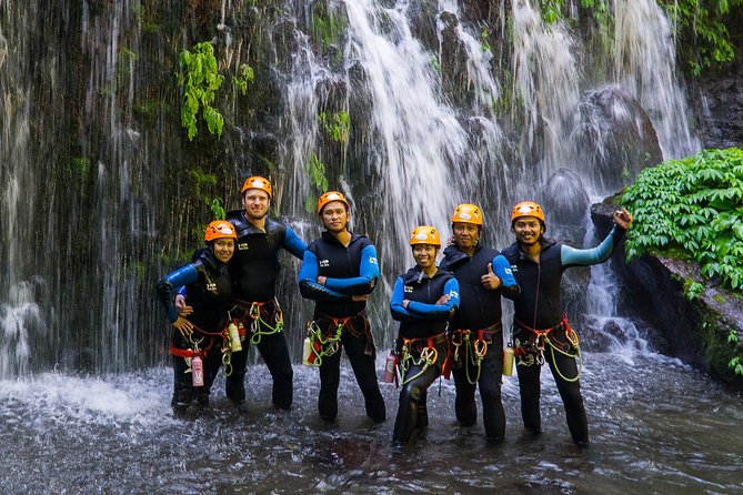 Beginner Canyoning trip in bali "Banyuwana canyon" - Lunch, footage, and the ride home