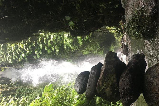 Benang kelambu waterfall and benang stokel waterfall lombok - The 9:00 a.m. pickup and private drive